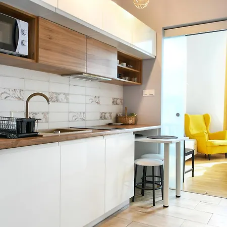 Grzegorzki - Main Station & Parks Nearby - By Rentujemy *