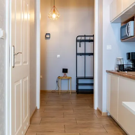 Apartment Grzegorzki - Main Station & Parks Nearby - By Rentujemy Krakau
