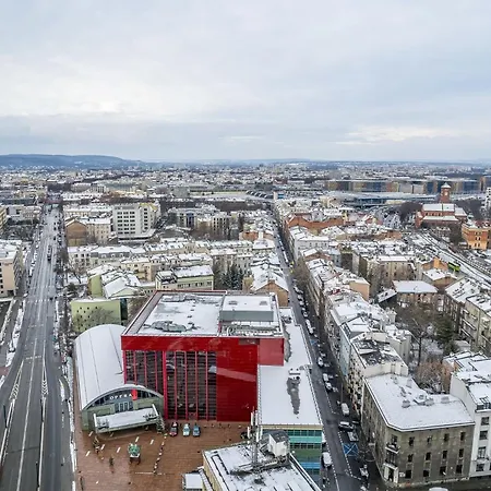 Grzegorzki - Main Station & Parks Nearby - By Rentujemy Lejlighed *